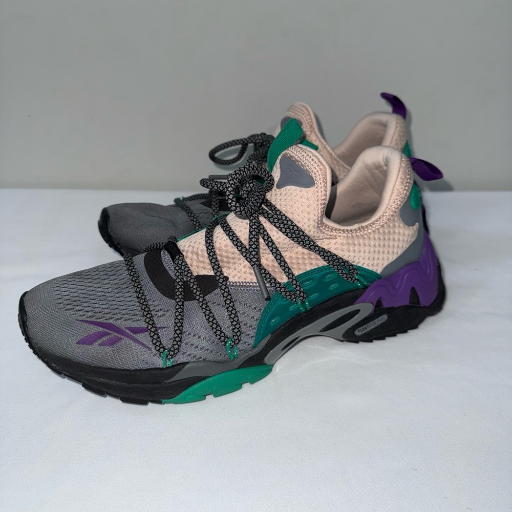 Reebok Trideca 200 – Multicolor Trail/Lifestyle Sneakers